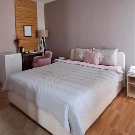 Hotel Park Negotino  Kültér fotó