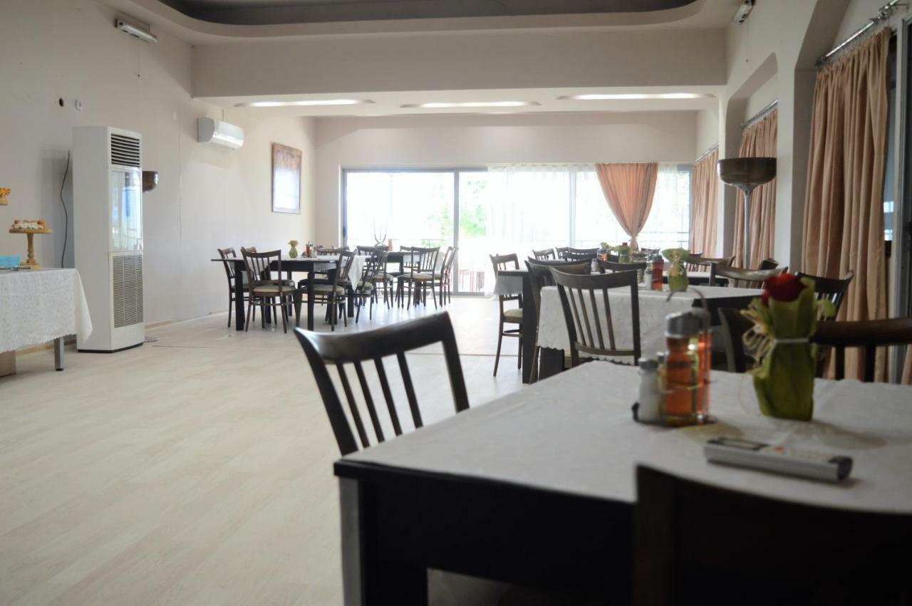 Hotel Park Negotino  Kültér fotó